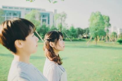 描写女人美丽的句子 形容女人漂亮的一句话